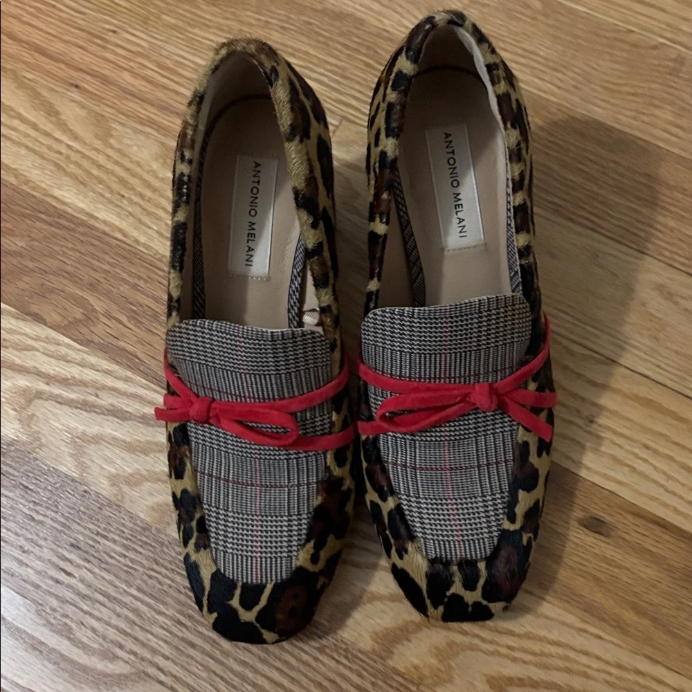 ANTONIO MELANI Leopard Print Block Heel Loafers with Pink Bow - Picture 4 of 11